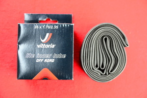  new goods *Vittoria*LITE* bit rear * light * light weight *26 -inch ×1.75*1.9*1.95*2.0*2.1*2.125*2.25*2.3*. type .. pack possible pair possible A4