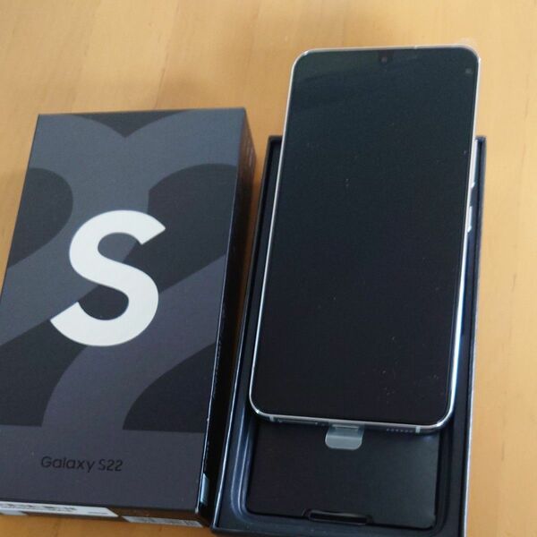 Galaxy S22 SCG13SMA ファントムホワイト au SAMSUNG SIMフリー