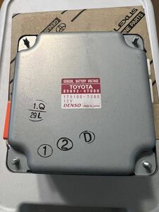 ハイブリッド バッテリー ボルテージセンサー 89892-47080 ZVW30 ZVW41