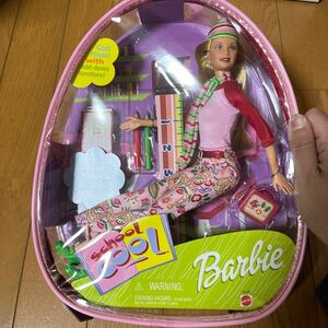 Barbie School Cool Doll with Plastic Backpack Carry Tote2000