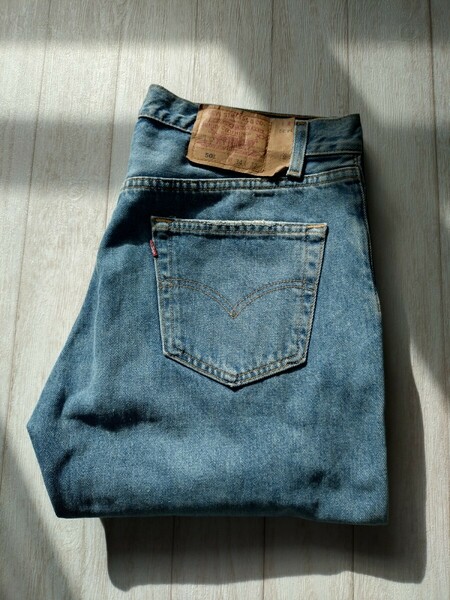 90s USA製 Levis リーバイス 501 W34 検索 80s ハチマル 黒カン 赤耳 505 517 519 550 646 684 ブラック アメカジ ヒゲ ハチノス 古着