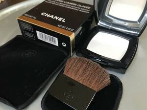 ★ CHANEL シャネル プードゥル ルミエール グラッセ 未使用 定形外290円 ★