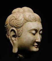 ■観心・時代旧蔵■C4271唐代 漢白玉 仏頭 仏首 漢白玉石細工彫刻★仏教古美術★仏像★細密細工★廃寺旧蔵★廃寺買出品_画像3