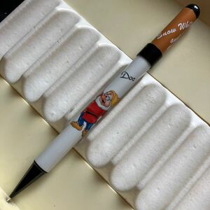 新品未使用 デッドストック 廃盤 Pentel ぺんてる DQ104 ディズニー 七人のこびと シャープペンシル 0.5㎜ クリップレスタイプ ドック