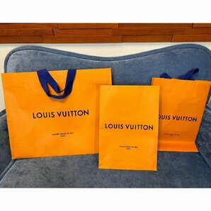 Ω大人気！【LOUIS VUITTON ルイヴィトン 空箱 保存袋 リボン 紙袋 付属品 セット 保存用に お出かけ用に お部屋のインテリアに】NA01241の画像2