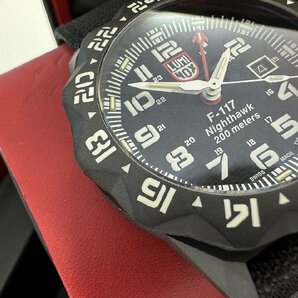 〓 【LUMINOX ルミノックス 6420シリーズ 腕時計 F-117 ナイトホーク メンズ ブラック クオーツ 箱付き】HO9568の画像5