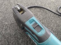 ＄【 Makita マキタ マルチツール AC100V用 TM3010CT 本体 工具レスブレード 電源コード式 切断・剥離・研削 電動工具 】KH11738_画像7