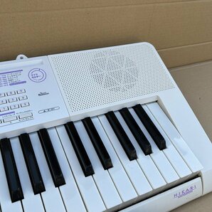 Ω希少品！大人気！【CASIO カシオ 電子キーボード 電子ピアノ 鍵盤楽器 光ナビゲーション 15年製 LK-122 コンパクト 持ち運び】P03309の画像5