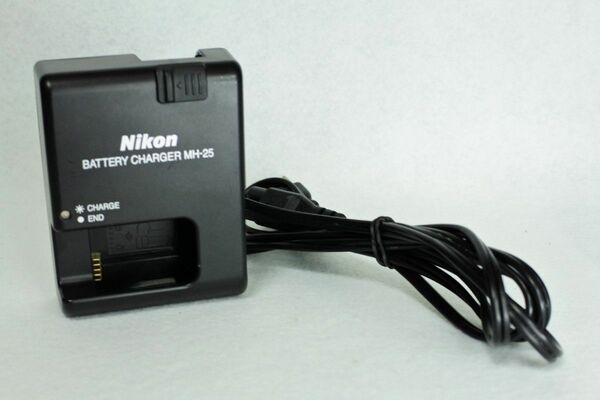 Nikon バッテリーチャージャー MH-25 