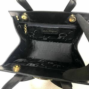 1円スタート！ 未使用に近い 極美品 Salvatore Ferragamo フェラガモ 2way ショルダーバッグ ハンドバッグ ヴァラリボン レザー ブラック の画像9