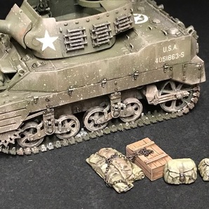 【完成品】1/35 アメリカ M8自走榴弾砲(ヨーロッパ戦線)の画像9