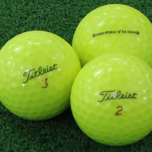 ABランク タイトリスト Titleist PRO V1x イエロー 2021年モデル 30個 球手箱 ロストボールの画像1