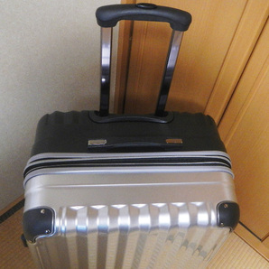 ★中古良品！スーツケース（大型）シルバー／ブラック★の画像6