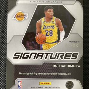 88枚限定 2023-24 Panini prizm choice red 八村塁 直筆サインカード HACHIMURA rui Autograph レイカーズユニフォーム 大活躍！の画像2