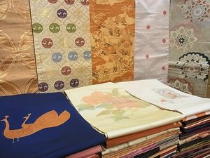 平和屋川間店■名古屋帯 まとめて100点 孔雀 向かい鶴 人物 花柄 七宝 型染め 駒刺繍 金彩 金銀糸 など 未使用品あり 全て正絹 4k046