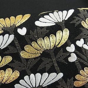 平和屋-こころ店■豪華黒留袖 駒刺繍 草花文 金糸 正絹 逸品 AAAC9187Bnpの画像7