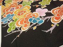 平和屋-こころ店■豪華振袖　駒刺繍　枝梅文　黒地　金彩　金通し地　正絹　逸品　AAAC7838Ata_画像5