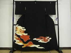 平和屋川間店■豪華黒留袖　駒刺繍　霞吉祥文　暈し染め　金彩　逸品　ch1334