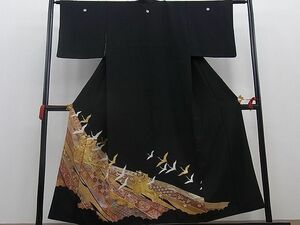 平和屋川間店■豪華黒留袖　駒刺繍　御所車飛鶴吉祥花文　本金箔　逸品　n-mz5188