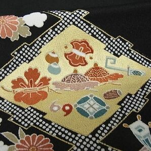 平和屋-こころ店■豪華黒留袖 駒刺繍 飛鶴吉祥文 金彩 着丈158cm 裄丈64cm 正絹 逸品 AAAD0620Bnpの画像7