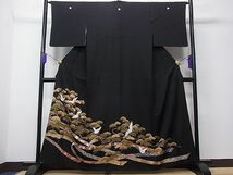 平和屋1■豪華黒留袖　鬘帯吉祥飛鶴松文　金彩　三越扱い　逸品　CAAC2758ua_画像1