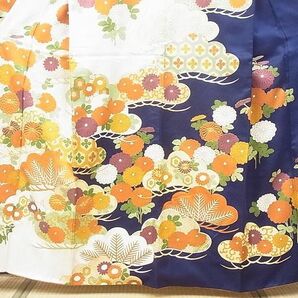平和屋-こころ店■豪華振袖 駒刺繍 菊 松 金彩 正絹 逸品 AAAD4405Ataの画像3