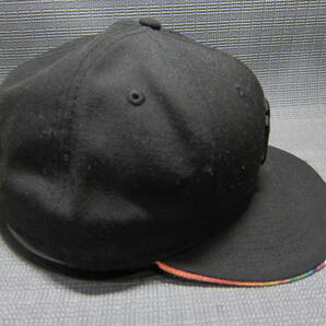 NEW ERA ニューエラ × NY ニューヨークヤンキース ツバ裏レインボー 59 FIFTY キャップ 帽子 黒 60.6cm S2404Dの画像3