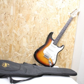 SH03371 Squier Fender ストラト エレキギター シリアルナンバーCOB090867812 音出確認済 中古品の画像1