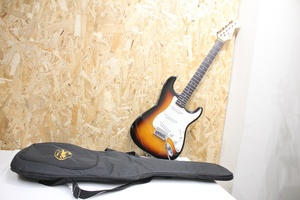 SH03371　Squier　Fender　ストラト　エレキギター　シリアルナンバーCOB090867812　音出確認済　中古品