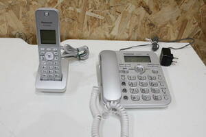 TH04236　Panasonic　VE-GZ32-S　KX-FKD558-S　コードレス電話機　ナンバーディスプレイ対応　通電確認済　動作未確認　現状品