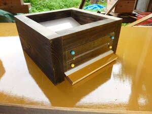 日本蜜蜂　巣箱下箱　スロープ３０巣門下箱