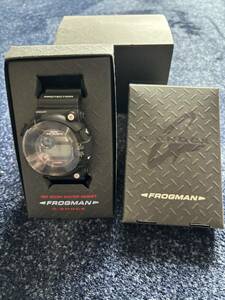 G-SHOCK メンインブラックDW-8200Z -１T 未使用品（電池切れ)