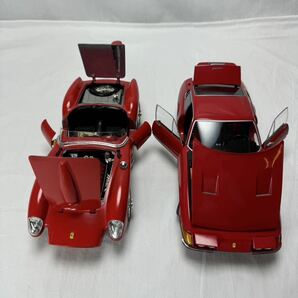 京商 Ferrari 365 GTB/4 burago Ferrari 250 TESTA ROSSA 1957 1/18 2台セット ダイキャスト現状品 ミニカー フェラーリの画像4