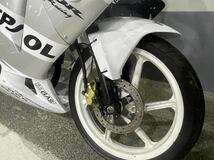 ホンダ NS-1 美品CBR600RR 仕様 レプソル 検)エイプ マグナ TZR50 RS50 GPR50 グロム GSX-R125 CB125 VTR NSR50 NS1 RZ50 cbr250 _画像9