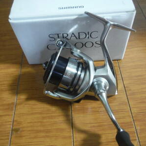 19 ストラディック C2000S シマノ SHIMANO エリアトラウト・アジング等にの画像1