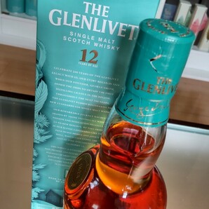 1000円～ ザ グレンリベット 12年 200周年記念 限定ボトル 700ml    THE GLENLIVET 箱付き  スコッチの画像3