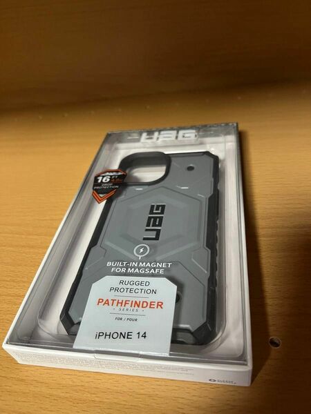 ※値下げ★送料込【美品】UAG PATHFINDER パスファインダー シルバー グレー iPhone14 ケース