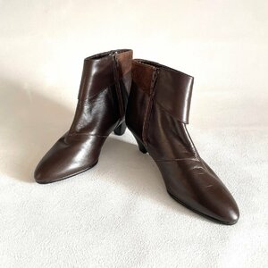 【未使用】 ショートブーツ オシャレ ブーツ ブーティ 24.5cm ショート丈 シンプル 履きやすい オシャレ ローヒール ブラウン 美品