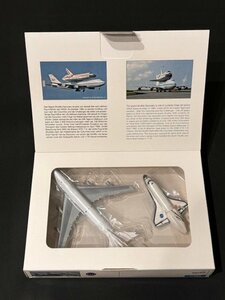 【未開封】herpa ヘルパ 飛行機 プラモデル 1/44スケール スペースシャトル OV-103 ボーイング 747SCA インテリア コレクション