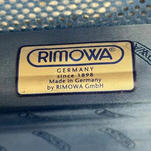 D811-O50-165 RIMOWA リモワ 9295200904377 キャリーケース キャリーバッグ スーツケース シルバー ダイヤル式 約高56×横35×マチ約18cm⑥の画像8