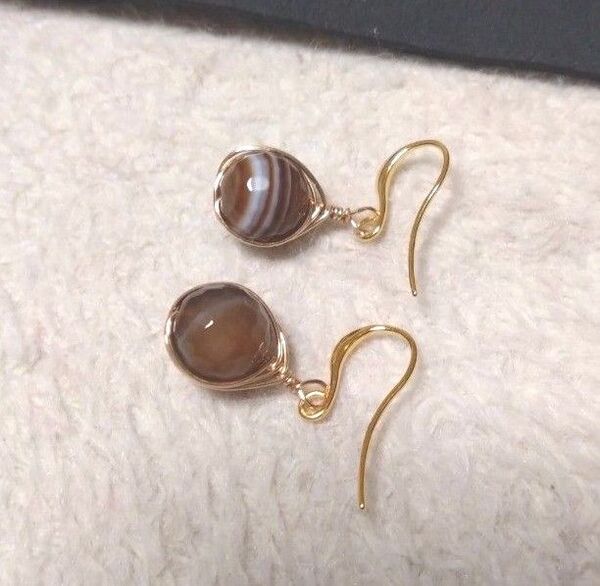 1006 ハンドメイドピアス 天然石ボツワナアゲート 16KGPフック ゴールド シンプル