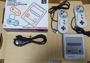 ニンテンドークラシックミニ スーパーファミコン ※USBケーブル（電源供給用）、説明書・保証書欠品