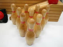 作りのいい　bowling set　ミニ　ボーリングセット　木製　無垢　コース全長90㎝　木製ケース付き（NGTOP_画像2