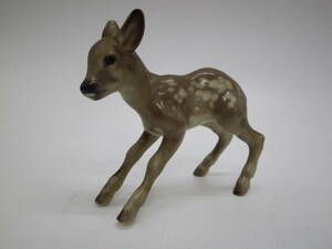昭和レトロ　磁器製　かわいい　バンビ　小鹿　シカ　置物　全長9㎝　現状品　（RM159
