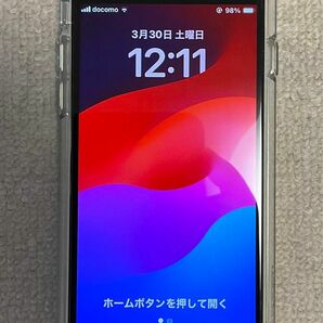 iPhoneSE 第3世代 スターライト64GB バッテリー99%