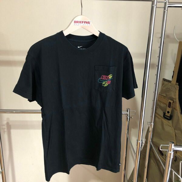 M NIKESB NIKE SB ナイキ　エスビー　　tシャツ