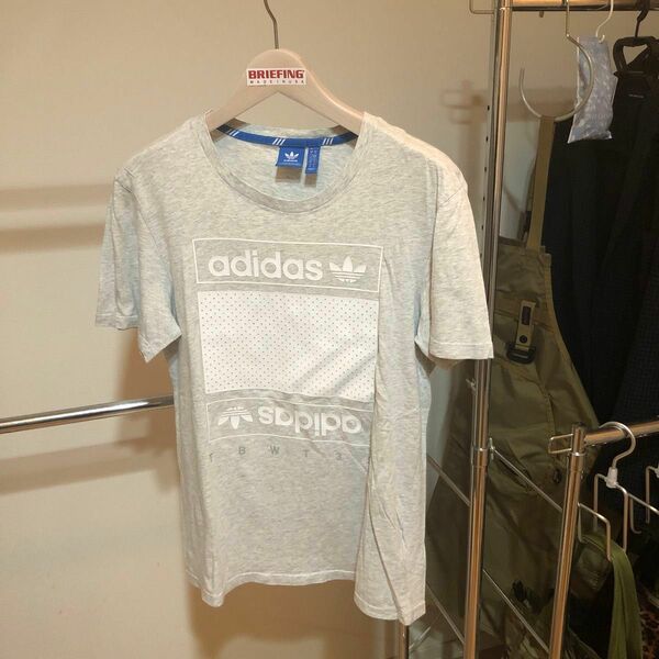 M アディダス　adidas Tシャツ　オリジナルス　originals