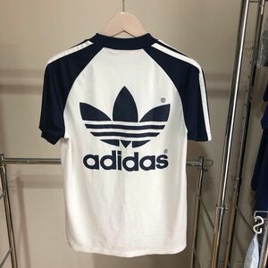 M〜L アディダス　adidas ネイビー　Tシャツ