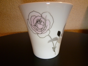 NIKKO　ニッコー　最高級薔薇のフリーカップ　プラチナ加飾　新品・未使用・展示品