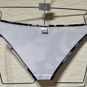 レディース ビキニ パンツ 水着 ボトムス のみ サイズ Ｌ 数回着用 USED ホームクリーニング済み  クールな迷彩の画像4